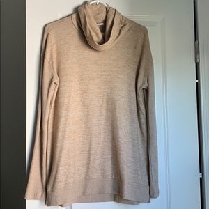 Gap turtleneck sweater